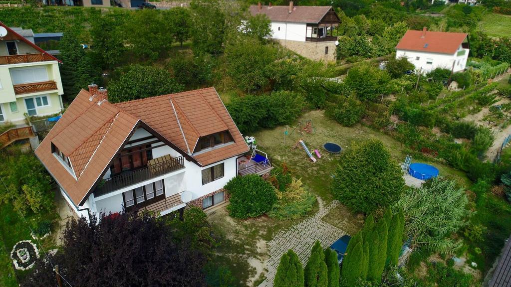 Panoráma Vendégház Badacsonytomaj Exterior foto